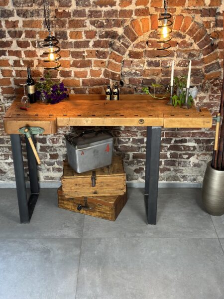 Bar_005_komplett_Kiste_5078