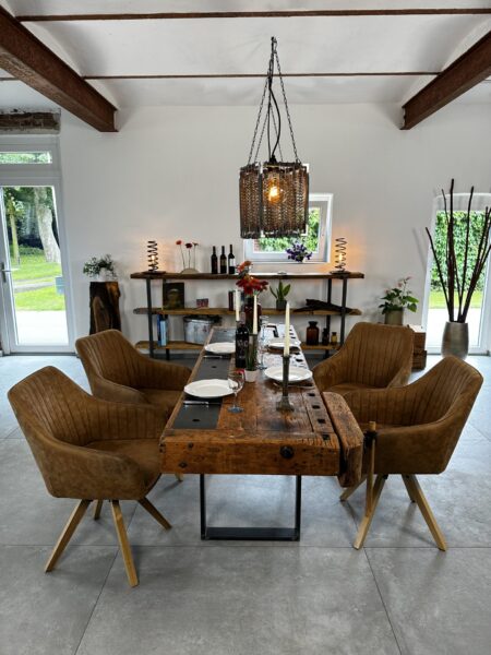 Esszimmer_001_komplett_5155